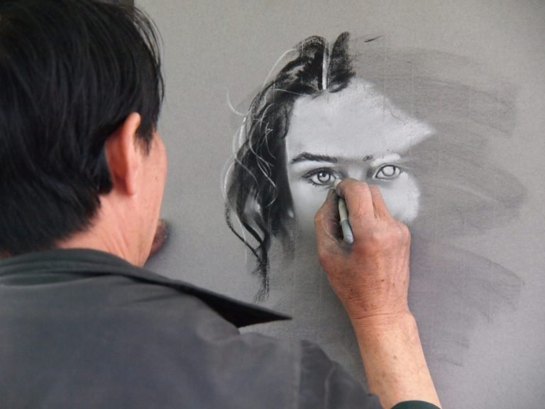 Best Paper for Sketching | Top Choices for Artists & Designers