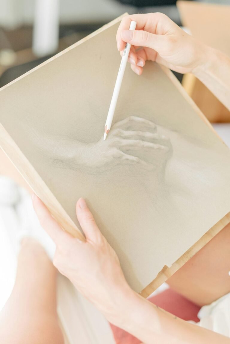 Toned Paper with White Chalk | Drawing Shadows and Highlights for Sculptural Effects
