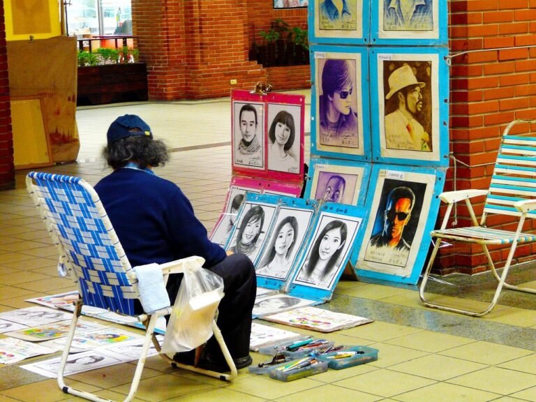 Pop-Up Art Selling Spaces | How to Start Art Busking Anywhere