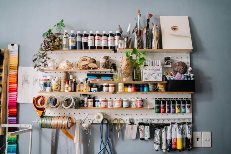 Sketchbook Materials Guide | An Ultimate List for Artists
