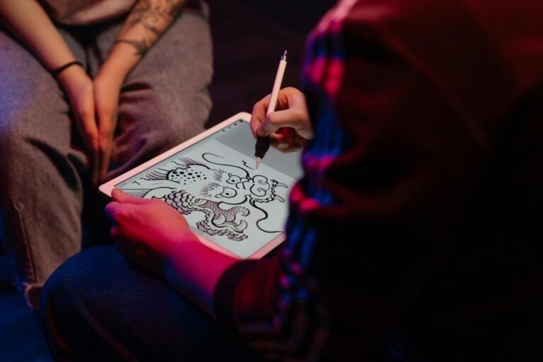 Best Portable Sketching Tools | Traditional & Modern Essentials for Artists